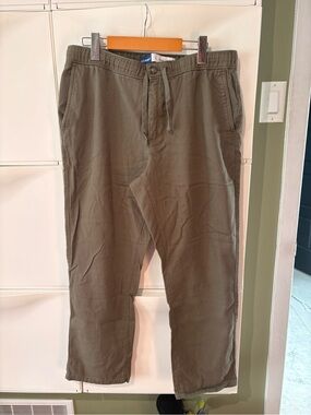 Old Navy Men's Olive Green Drawstring Chinos